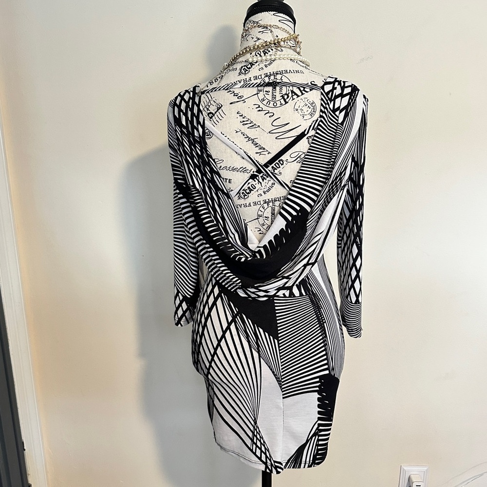 Stylish Black and White Geometric Dress with eye catching backline